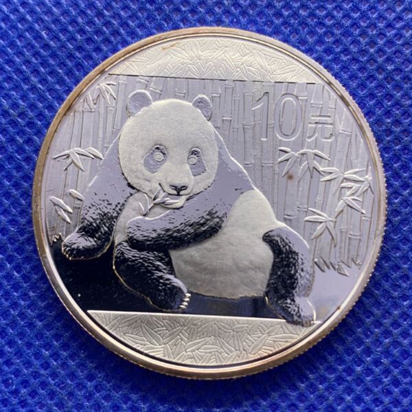 2015年中国 パンダ銀貨 1オンス(31.1g)純銀本物! コインカプセル付き!