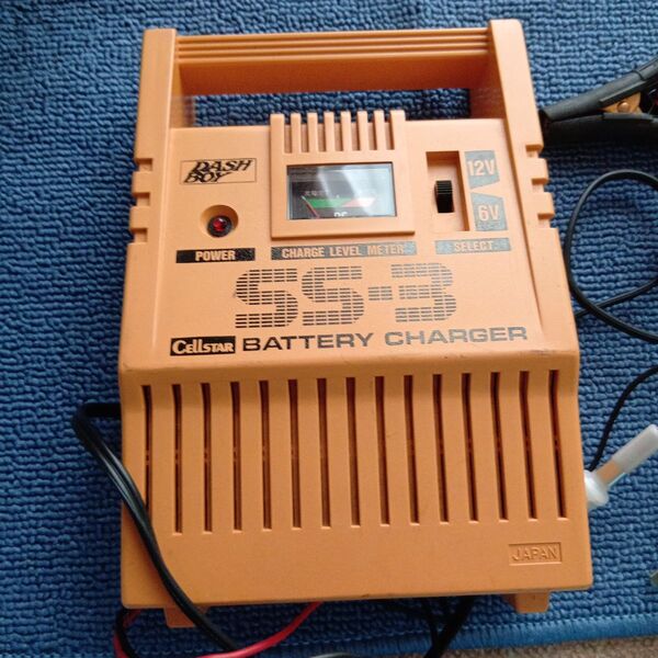 Cellstar SS-3 バッテリー充電器