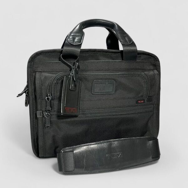 TUMI トゥミ スモール ショルダーバッグ ビジネスバッグ 2way エクスパンダブル 26121DH ブラック ナイロン