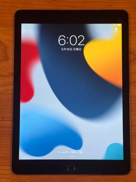 Apple iPad Air 第2世代 Wi-Fi 16GB シルバー
