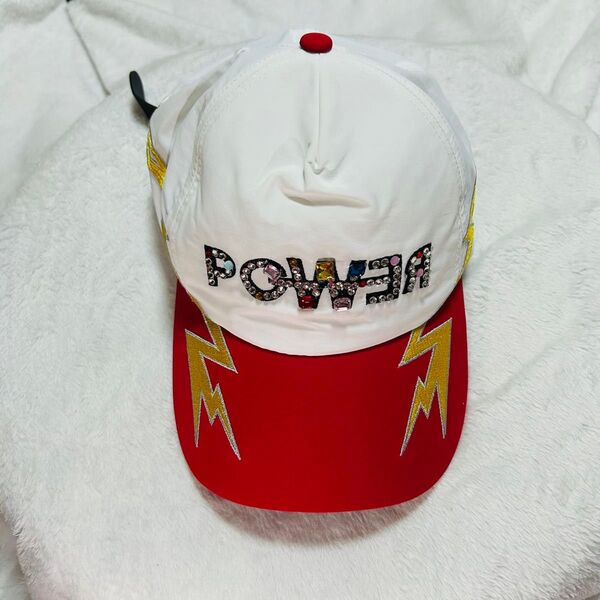 【新品】G-DRAGON POWER キャップ赤白×稲妻ビジュー付パワーキャップ