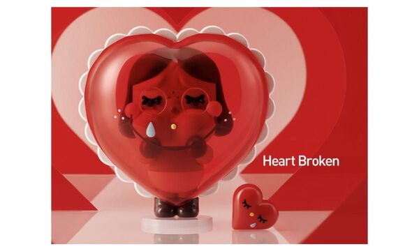 POP MART Heart Broken crybaby crying for love