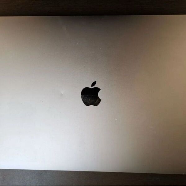 Apple MacBook Pro 2018 15インチ A1990