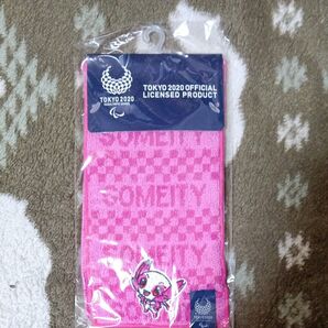 東京2020パラリンピック 公式ハンドタオル ソメイティ ピンク 未使用