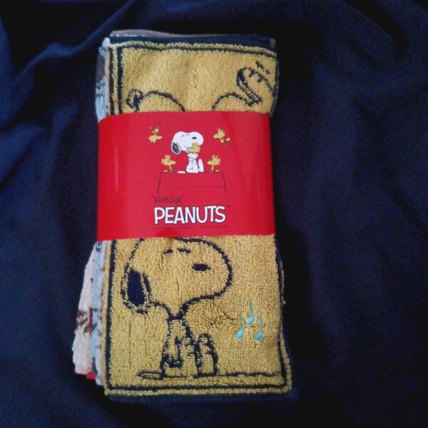 【新品】ヴィンテージ/ピーナッツ/SNOOPY ガーゼハンカチ 5枚セット