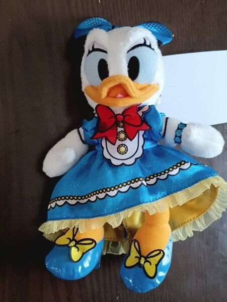 ディズニーランド パルパルーザ デイジー ぬいぐるみバッジ クワッキーダックシティ 未使用