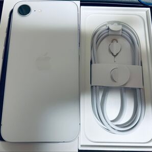iPhone16e ホワイト 128GB SIMフリー 残積なし