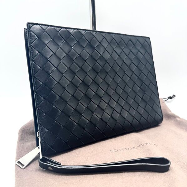 【現行モデル・未使用に近い】RFID掲載 BOTTEGA VENETA ボッテガヴェネタ クラッチバッグ イントレチャート 黒