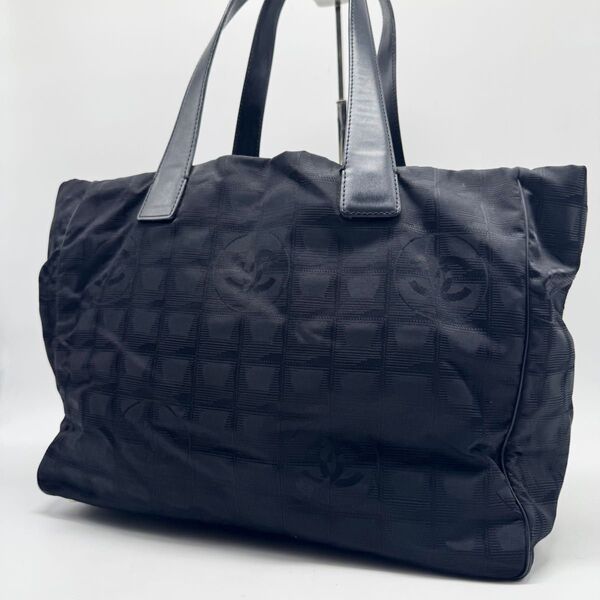 【美品】CHANEL シャネル ニュートラベルライン トートMM ナイロン ココ 肩掛け 黒