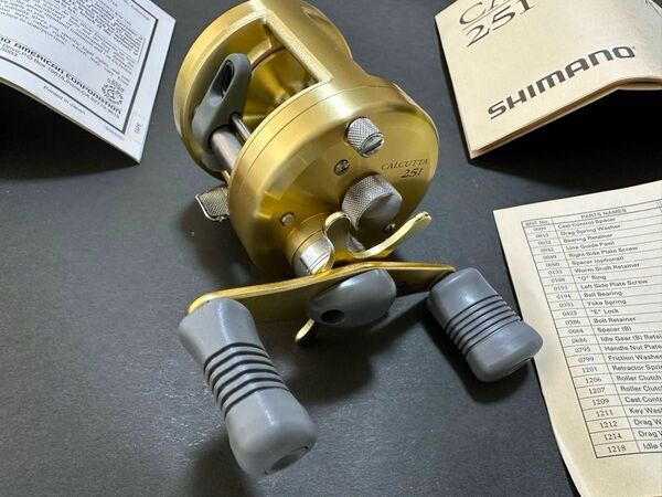 【新品】USカルカッタ251 ★左ハンドル ★海外モデル ★オールド ★シマノ