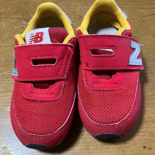 New Balance キッズ スニーカー レッド マジックテープ 14cm 実寸14.5cm