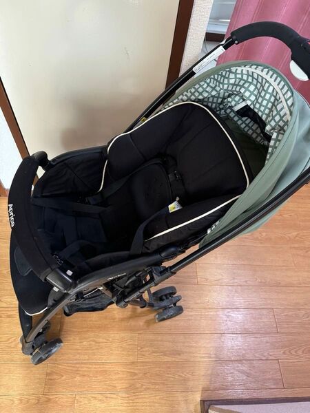 中古 アップリカ カルーンエアーAB aprica 両対面式 A型 超軽量