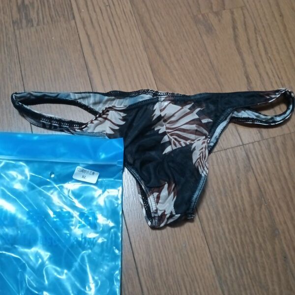 ビキニブリーフ