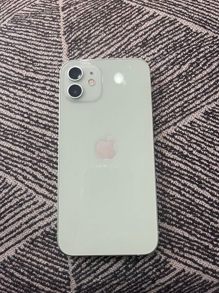 iPhone12 64GB グリーン