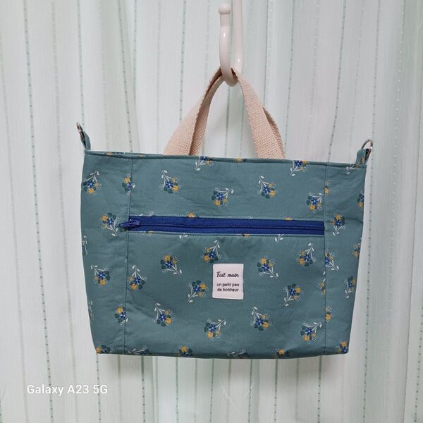 *お値下げしました*トートバッグ ミニ 横長 小花柄 斜め掛け 2WAY ハンドメイド