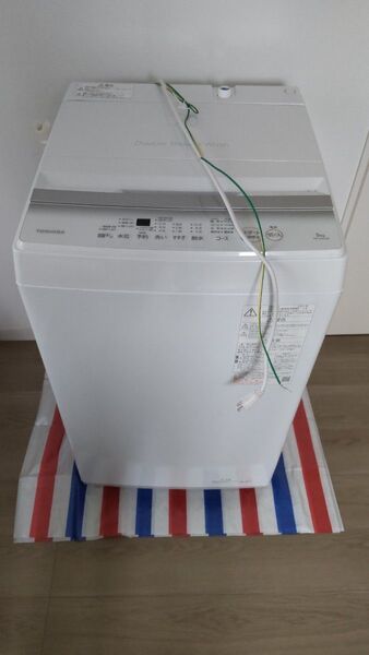 TOSHIBA 洗濯機 5kg ホワイト系 AW-5GA2