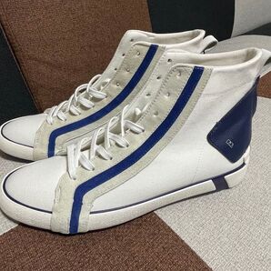 新品未使用 ZARA ハイカットスニーカー ホワイト/ネイビー