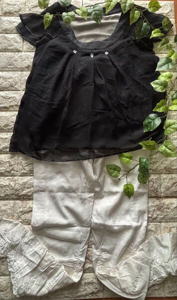 レディース シースルートップス 黒 ビジュー カットソー ブラウス M