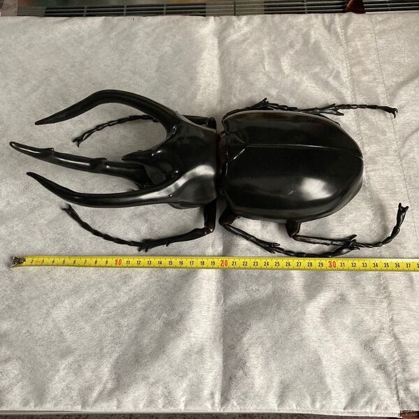 クワガタ?カブトムシ? フィギュア