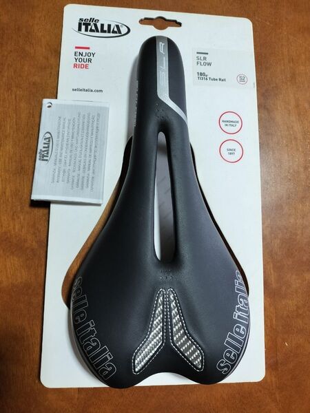 ★selle ITALIA★セライタリア★SLR FLOW TI316 S2★実測175G★チタンレール★