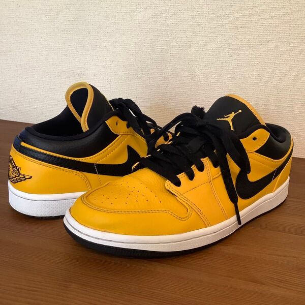 NIKE AIR JORDAN 1 LOW 553558-700 26.0cm