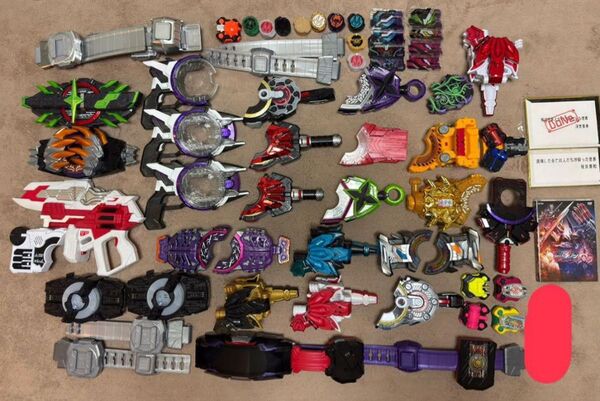 仮面ライダーギーツ 変身ベルト 武器 まとめ売り 【63000円〜でお願いします】