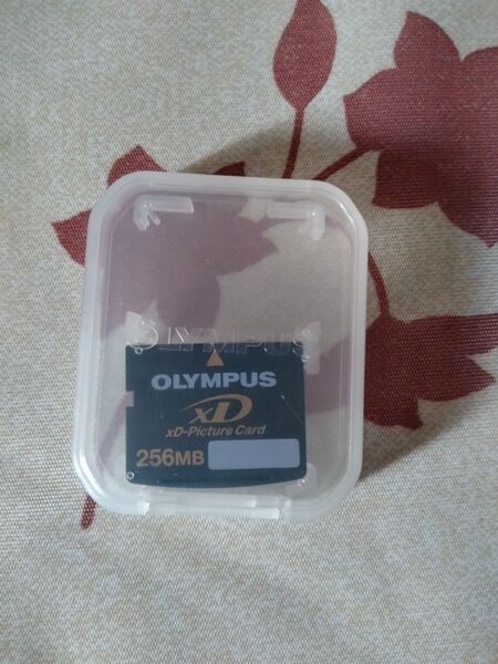 OLYMPUS xD-Picture Card 256MB