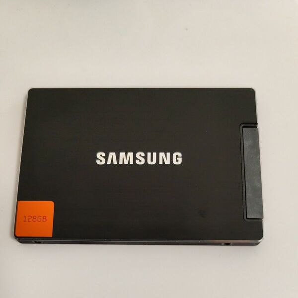 Samsung SSD 128GB SATA 2.5インチ 美品
