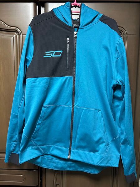 Under Armour ジャケット LG