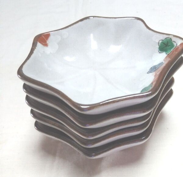 小皿 5枚セット 花柄 和食器サイズ橫13cm×11cm高さ3cm