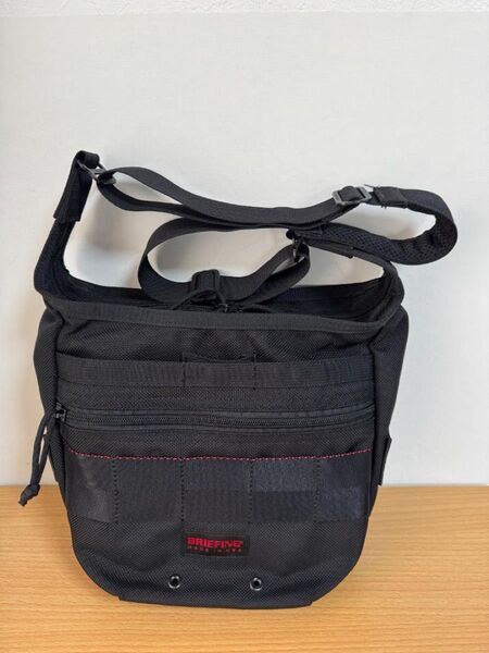 新品 定価31900円● BRIEFING ブリーフィング DAY TRIPPER/S ショルダーバッグ BRF105219