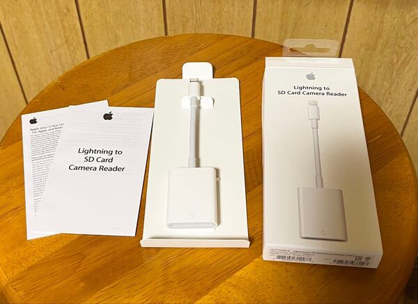 Apple Lightning SDカード カメラリーダー