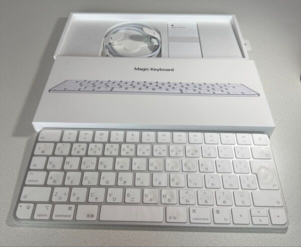 中古 美品 Apple Magic Keyboard 日本語 JIS A2450+Magic Mouse 2 A1657