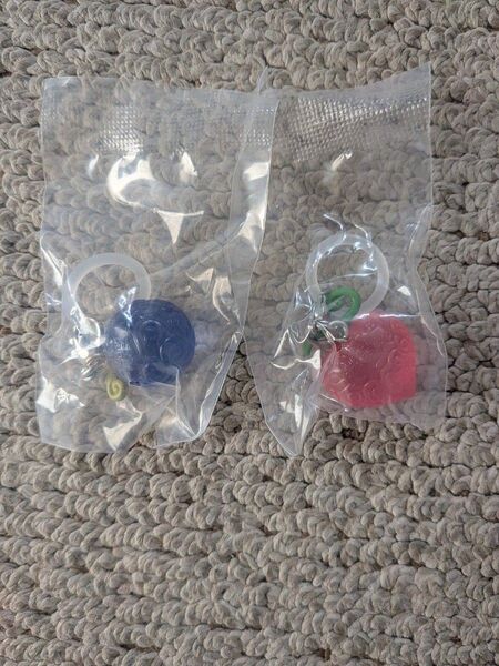 ワンピース めじるしアクセサリーオペオペの実&ゴムゴムの実 2点セット