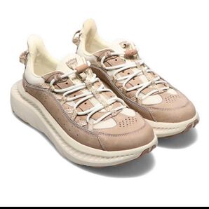 【美品】UGG CA805 V2 REMIX /シーエー805 V2 リミックス