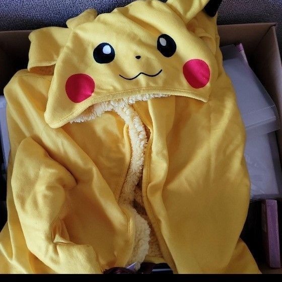 ポケモン 一番くじ C賞 ピカチュウフード付き ブランケット ポケモン ポケットモンスター