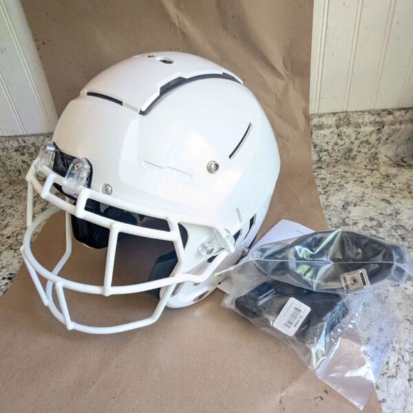価格相談受付けてます schutt F7 アメリカンフットボール ヘルメット