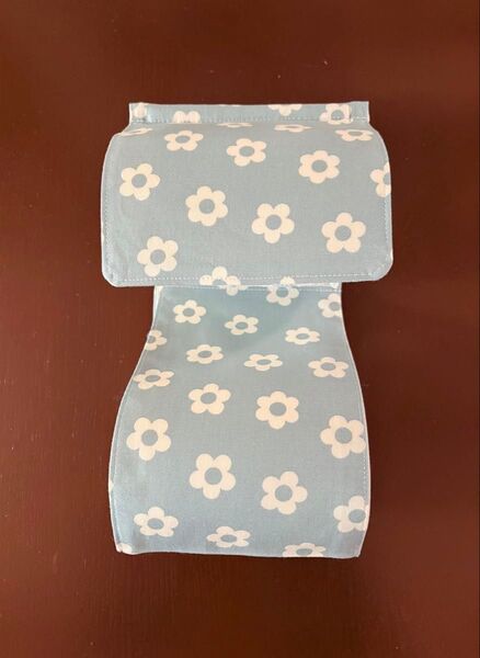 北欧風小花柄×くすみブルー トイレットペーパーホルダーカバー