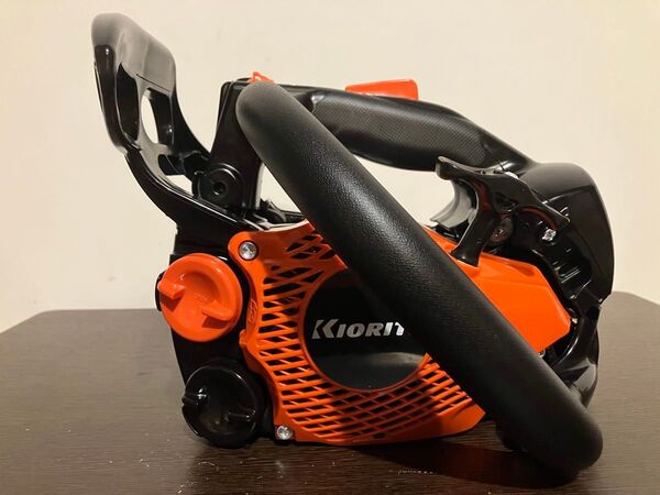 共立 cs252 本体のみ 新品未使用 共立チェンソー 新ダイワチェンソー 新ダイワe2125ts チェンソー