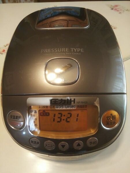 圧力IH炊飯ジャー ZOJIRUSHI 象印 3合炊き 炊飯器 極め炊き NP-RH05 日本製