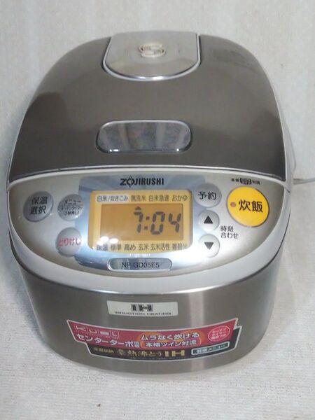 IH炊飯ジャー made in Japan 日本製 3合炊き 極め炊き ZOJIRUSHI 象印 NP-GD05 豪熱沸騰IH