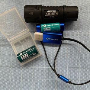 GENTOS LEDライト SP-239 OLIGHTリチャージブルバッテリーCR123A バッテリー純正ケーブルセット