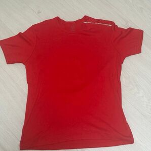 A/X アルマーニエクスチェンジ Tシャツ 赤 ファスナー ロゴ