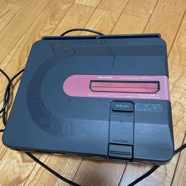 ツインファミコン AN-500B SHARP FAMICOM 黒 赤 ゲーム機 TWIN シャープ ジャンク