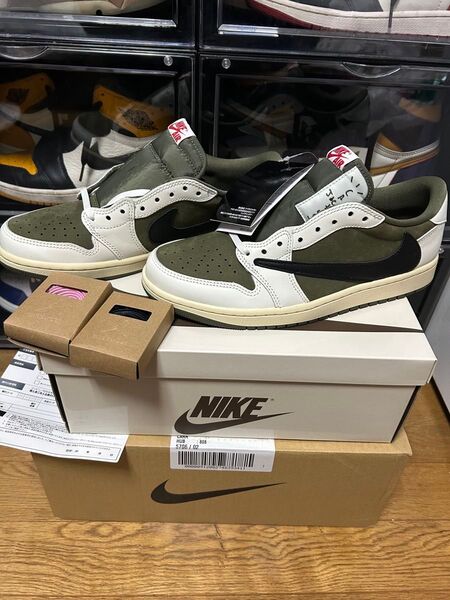 TRAVIS SCOTT × AIR JORDAN 1 LOW OG SP "REVERSE OLIVE" トラヴィス リバオリ