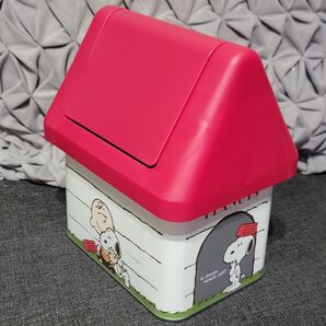スヌーピー 卓上ゴミ箱 小物入れ 犬小屋風 USJ universalstudiojapan 缶