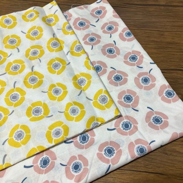 No.369/370/nina バオッコー 生地 布 布地 服地 綿 綿布 コットン 北欧 花柄