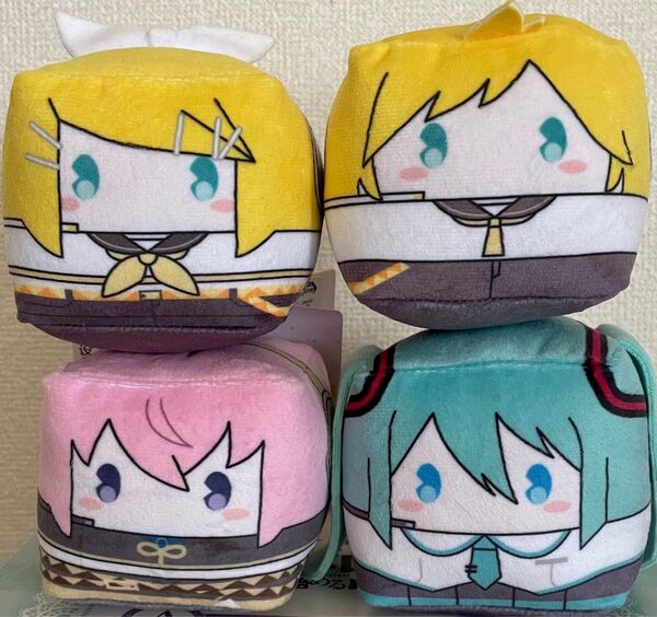 ★早い者勝ち★ プロジェクトセカイ カラフルステージ! feat. 初音ミク キューブ型 ぬいぐるみ ルカ リン レン 4種セット