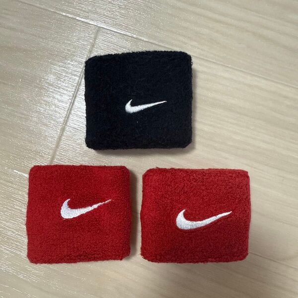 NIKE リストバンド 赤 黒 セット