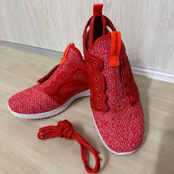 『美品』Reebok リーボック スニーカー 23.5㎝